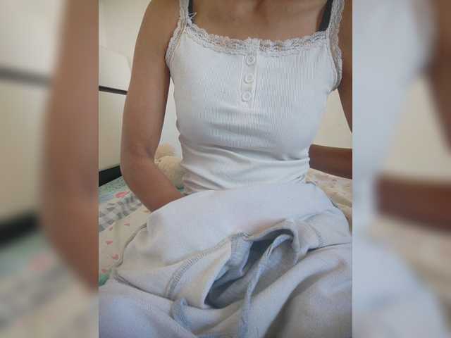 Rabearivelo live cam on BongaCams