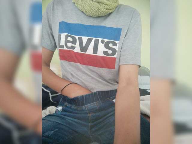 Rabearivelo, en vivo ahora en BongaCams
