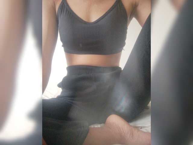 Rabearivelo live cam on BongaCams