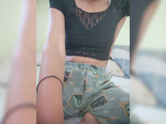 Rabearivelo, en directo ahora en BongaCams