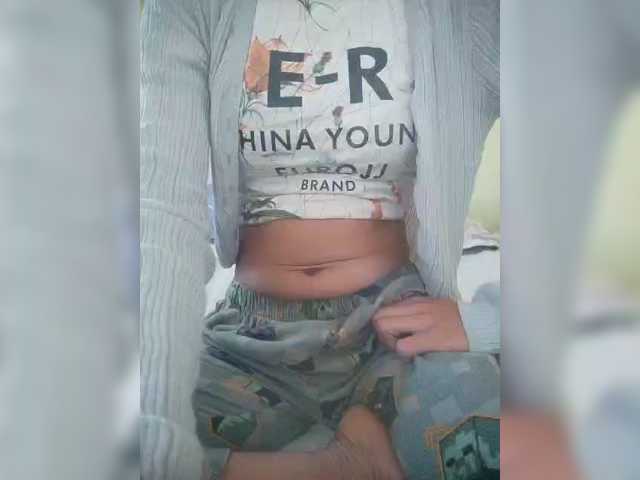 Rabearivelo live cam on BongaCams