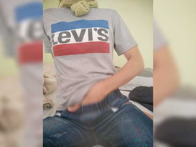 Rabearivelo, en vivo ahora en BongaCams