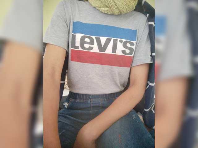 Rabearivelo, en vivo ahora en BongaCams