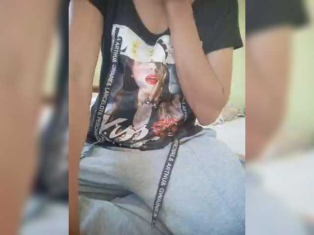 Rabearivelo live cam on BongaCams