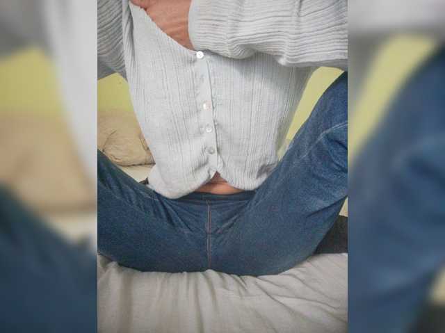 Rabearivelo, en directo ahora en BongaCams
