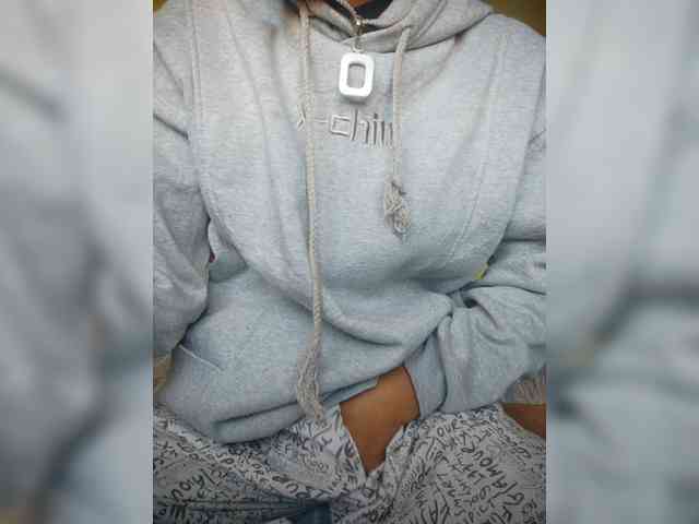 Molie-777 webcam