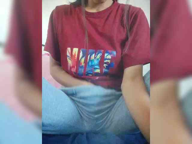 Molie-777 webcam