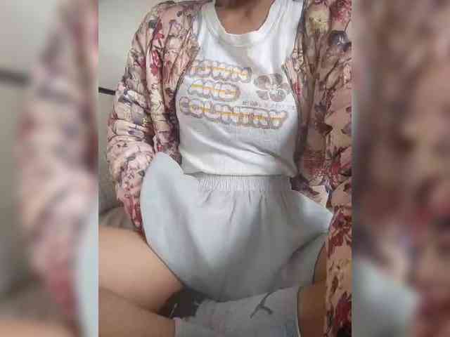 Molie-777 webcam