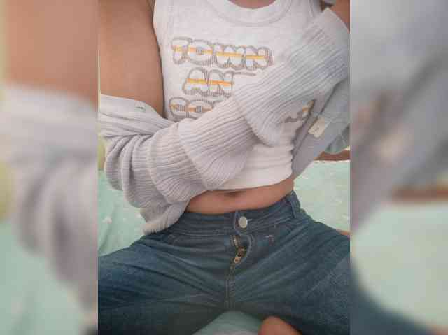 Molie-777 webcam