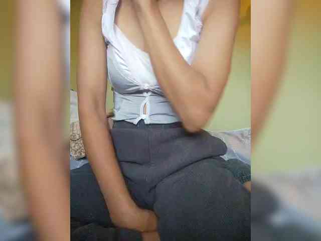 Molie-777 webcam