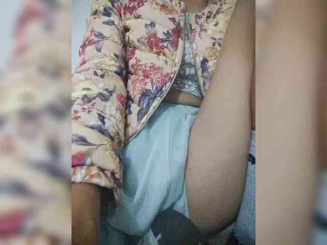 Molie-777 webcam
