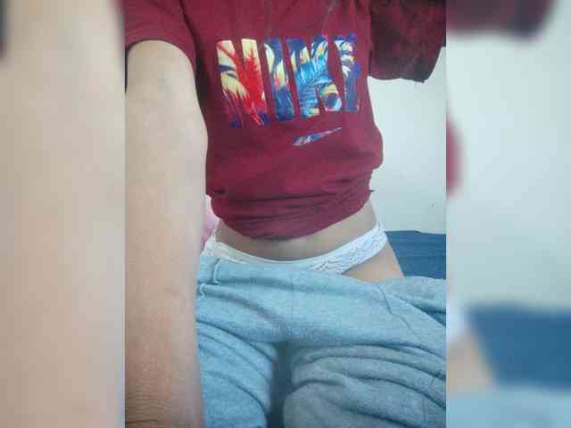 Molie-777 webcam