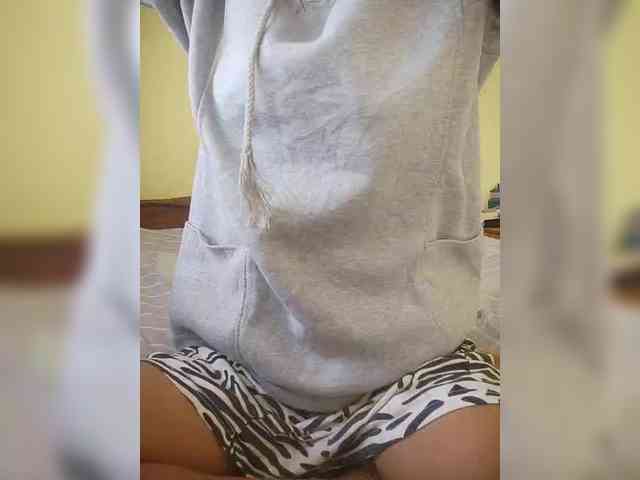 Molie-777 webcam