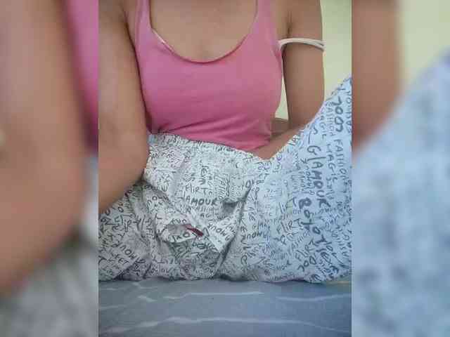 Molie-777 webcam