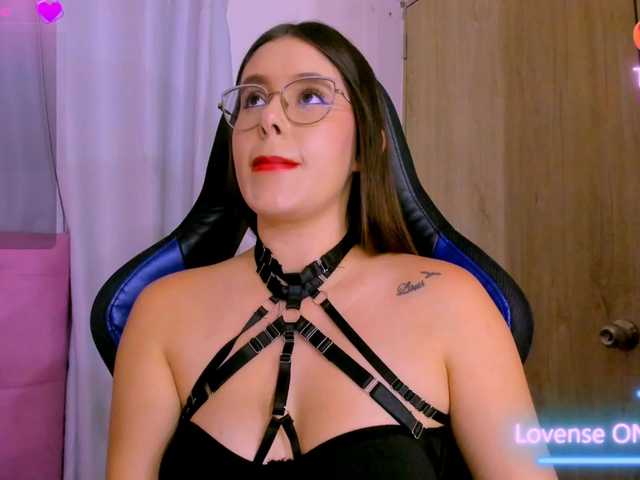 parisshayk live cam on BongaCams