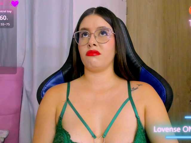 parisshayk live cam on BongaCams