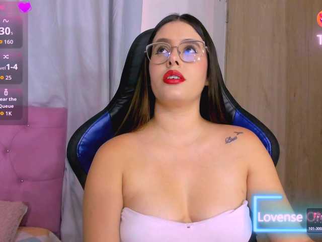 parisshayk live cam on BongaCams