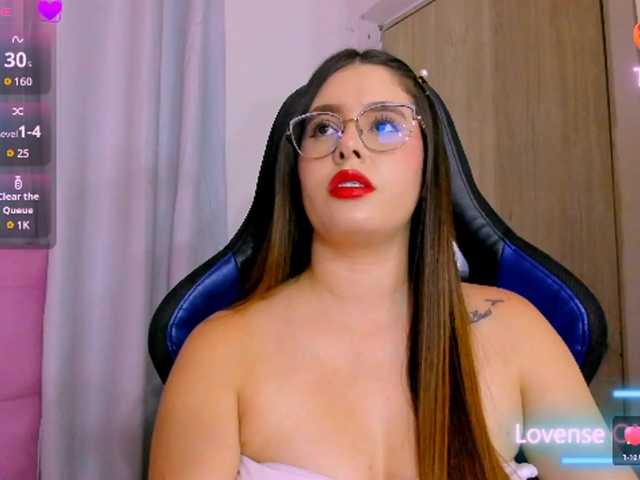 parisshayk live cam on BongaCams