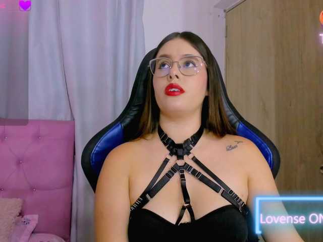 parisshayk live cam on BongaCams