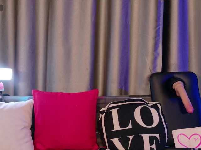 Milforja's BongaCams show and profile