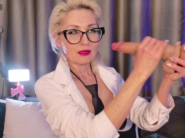 Milforja's BongaCams profile