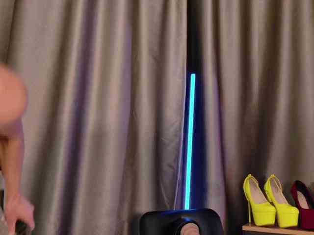 webcam strip Milforja