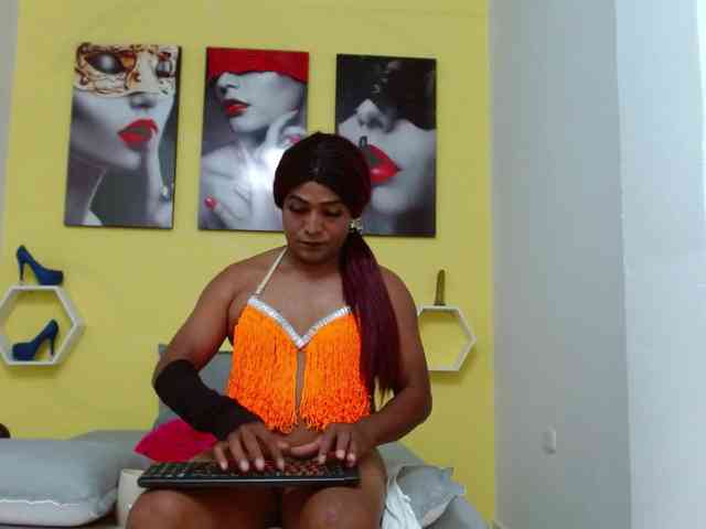 PAMELAMADAMEHOT3 Live Webcam on BongaCams