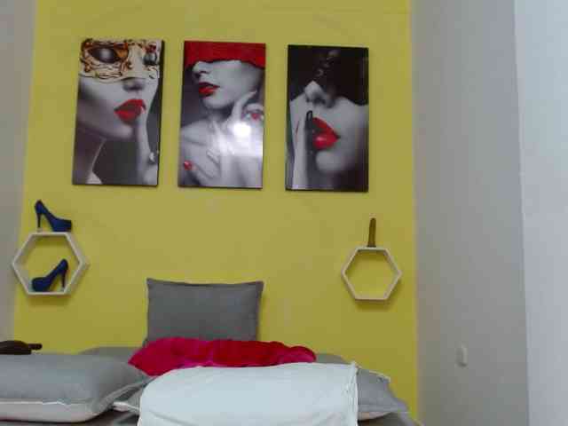 PAMELAMADAMEHOT3 Live Webcam on BongaCams