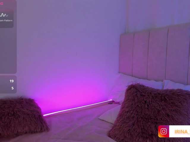 IrinaTannedd live cam on BongaCams