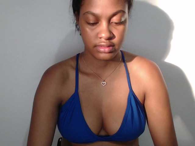 Stormihills live cam on BongaCams