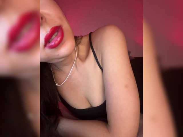 ElviraMilf live webcam show