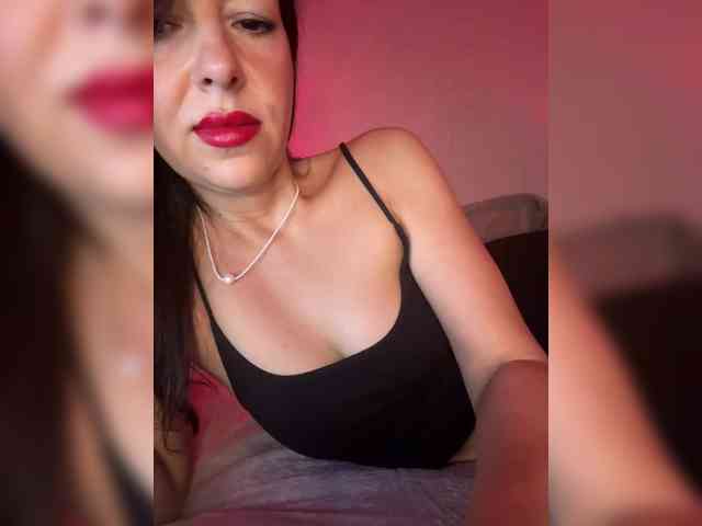 ElviraMilf