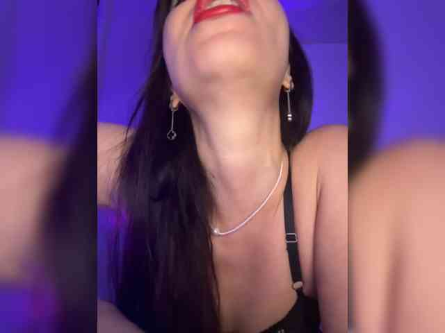ElviraMilf webcam