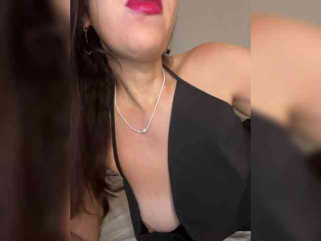 ElviraMilf