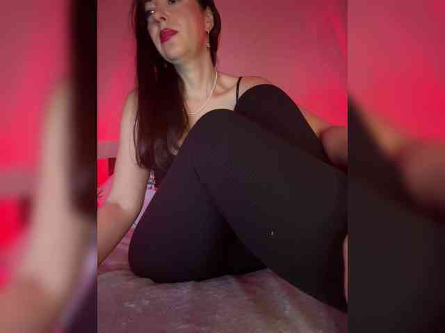 ElviraMilf webcam