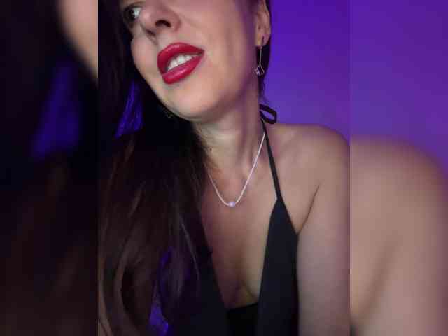 ElviraMilf Sex Cam Show