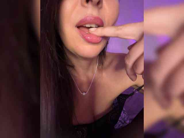 ElviraMilf Live Webcam on BongaCams