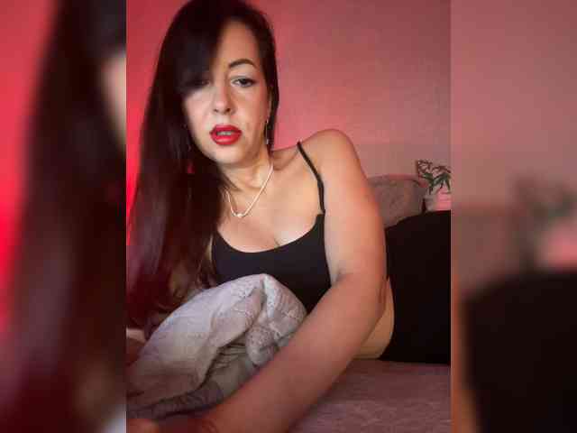 ElviraMilf webcam