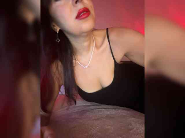 ElviraMilf