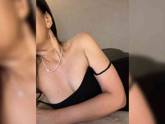 ElviraMilf webcam