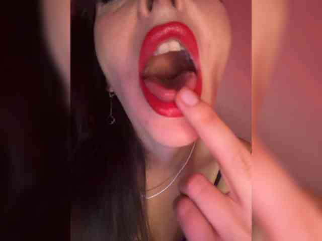 ElviraMilf webcam