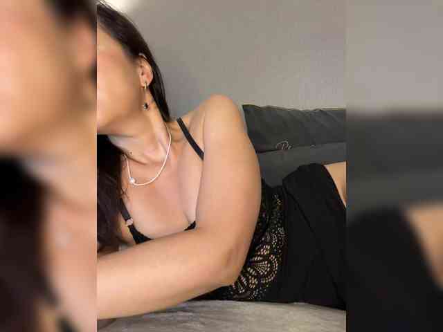 ElviraMilf webcam