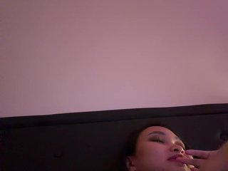 RozyElle Porn Show