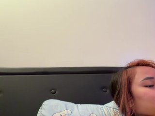 RozyElle Porn Show