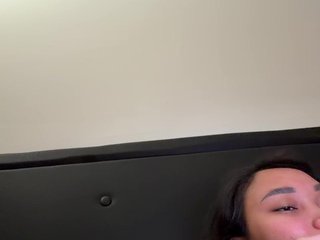 RozyElle Porn Show