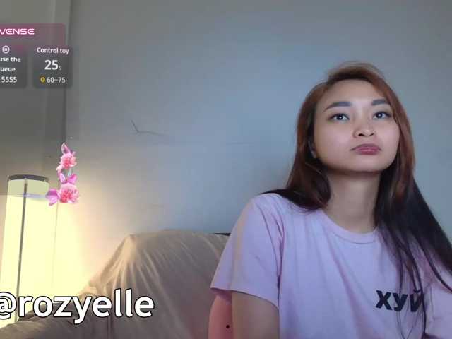RozyBlack live cam on BongaCams