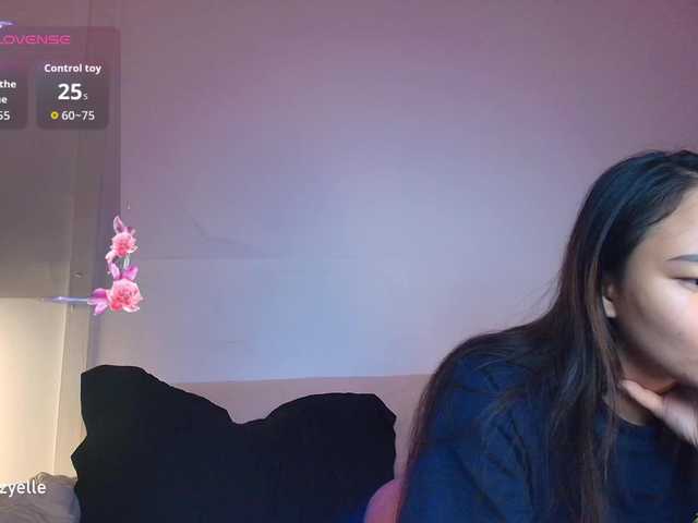 RozyBlack live cam on BongaCams