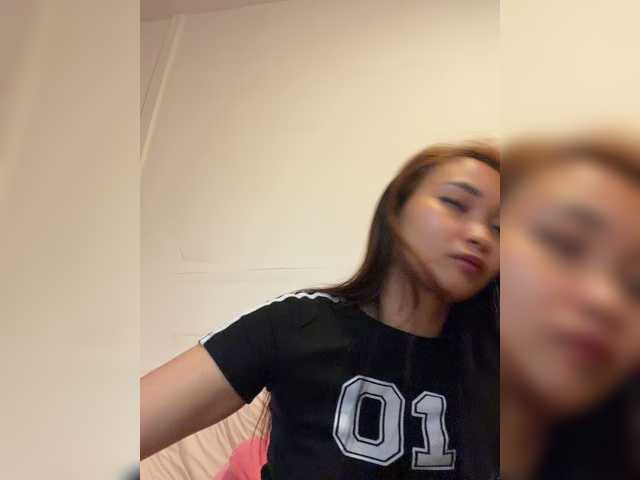 RozyBlack live cam on BongaCams