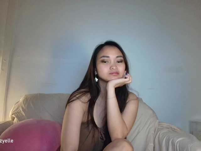RozyBlack live cam on BongaCams