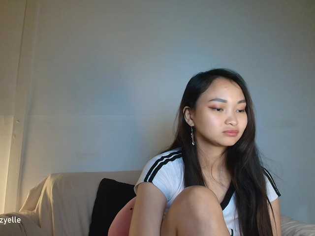 RozyBlack live cam on BongaCams